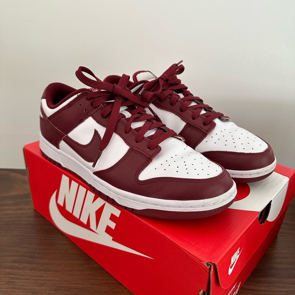 Nike Dunk Low Retro Team Red
